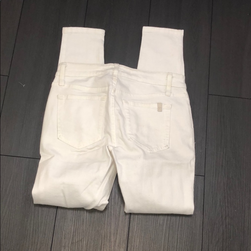 4 for 100‼️ White Joe’s Jeans